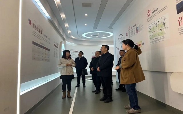 荊州市委副書記金鵬率隊調(diào)研艾詩特透明工廠，助力蝦青素產(chǎn)業(yè)“破壁出圈”